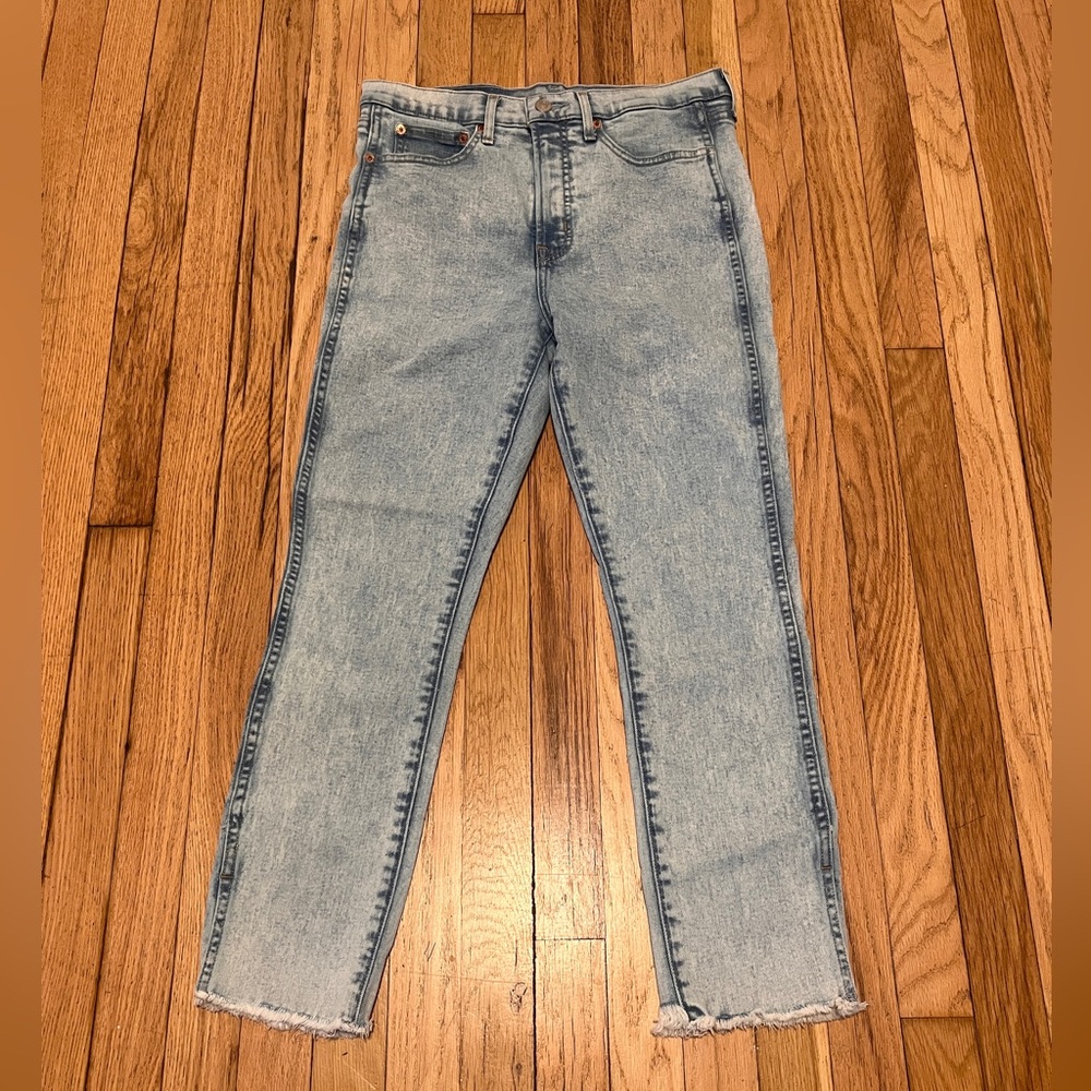 Gap Women’s Vintage Slim High Rise Jean | Light Wash | Size 28 Short